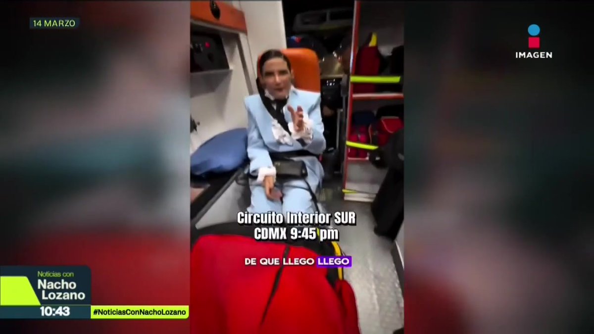 “Carlitos, de que llego, llego”. La cantante española, Natalia Jiménez, está en medio de la polémica por utilizar una ambulancia con sirenas para llegar en tiempo récord al #AICM. Salía del #ViveLatino en #CDMX, para llegar en helicóptero a la fiesta de Carlos Rivera en Tlaxcala.