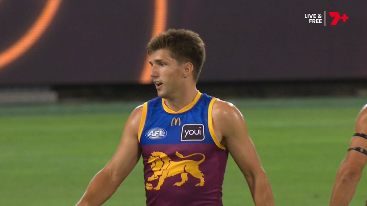 "The senior leaders on and off-field at Brisbane are not prepared to have a player at their club earning $1.6m in Zac Bailey." 🗣️ Caroline Wilson on Zac Bailey and Chris Fagan's comments on player salaries