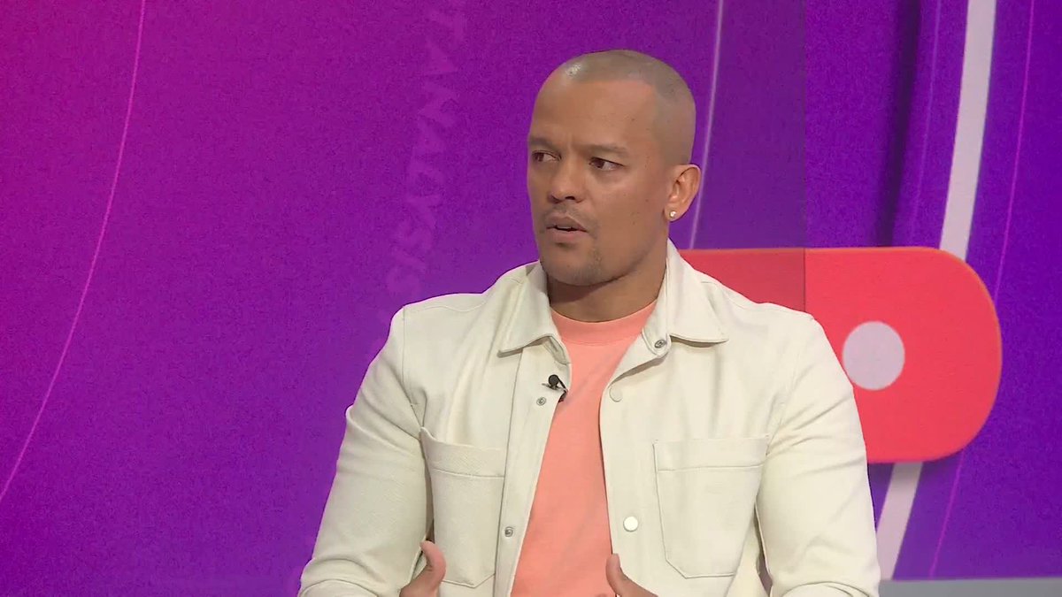 "I love it, I LOVE it!" Rob Earnshaw on Erling Haalandโs on-pitch rallying talk ahead of the Carabao Cup final ๐
