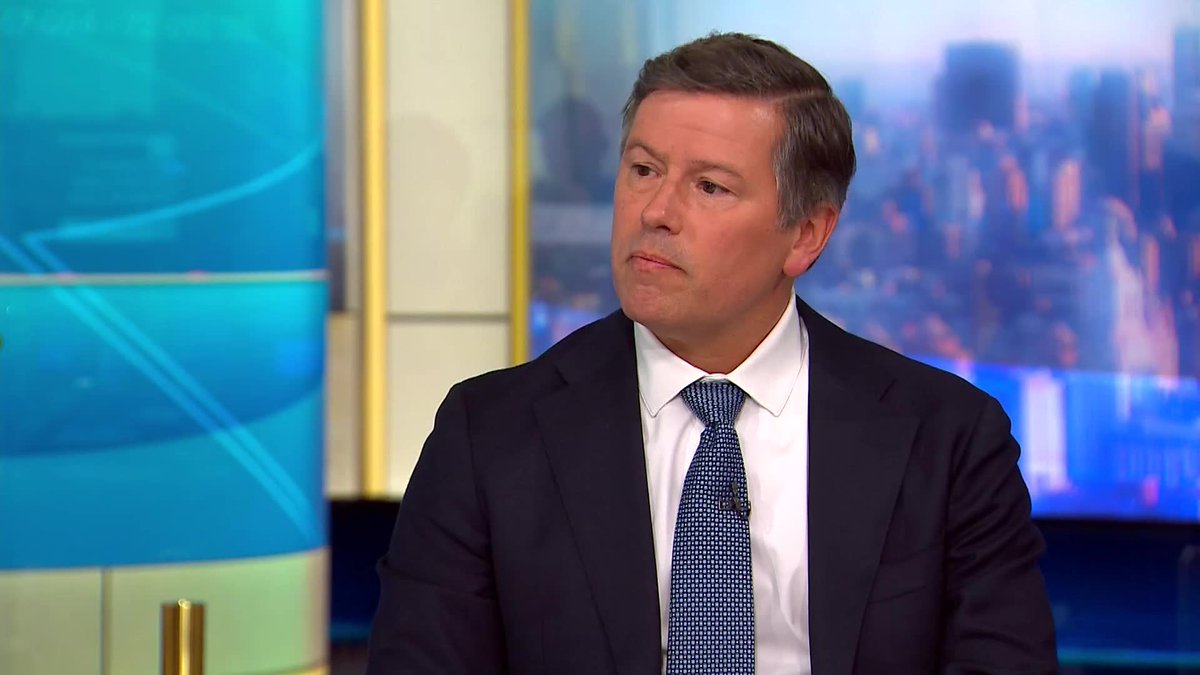 Clear Harbor Asset Management CEO Aaron Kennon calls moves in the futures markets minutes before a social media post from US President Donald Trump sent crude prices tumbling and equities soaring, “highly suspicious"