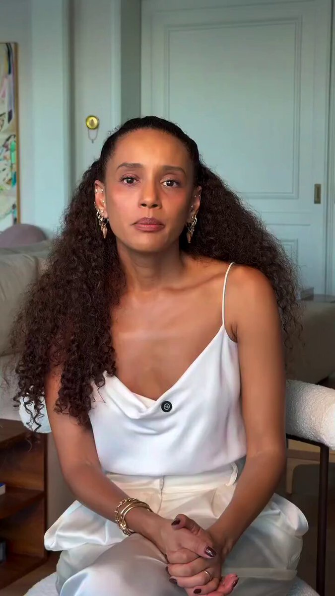 A atriz Thaís Araújo alerta para uma realidade alarmante: a taxa de feminicídio no Brasil é estarrecedora. Todos os dias, entre 4 e 6 mulheres são mortas por maridos, companheiros ou parceiros.
