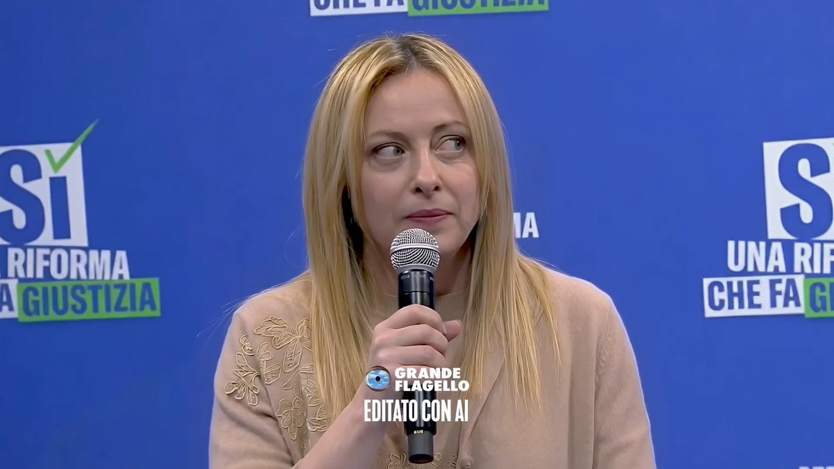 Aiutoooooo chi lo ha fatto รจ un genio...๐คฃ๐คฃ๐คฃ๐คฃ๐คฃ