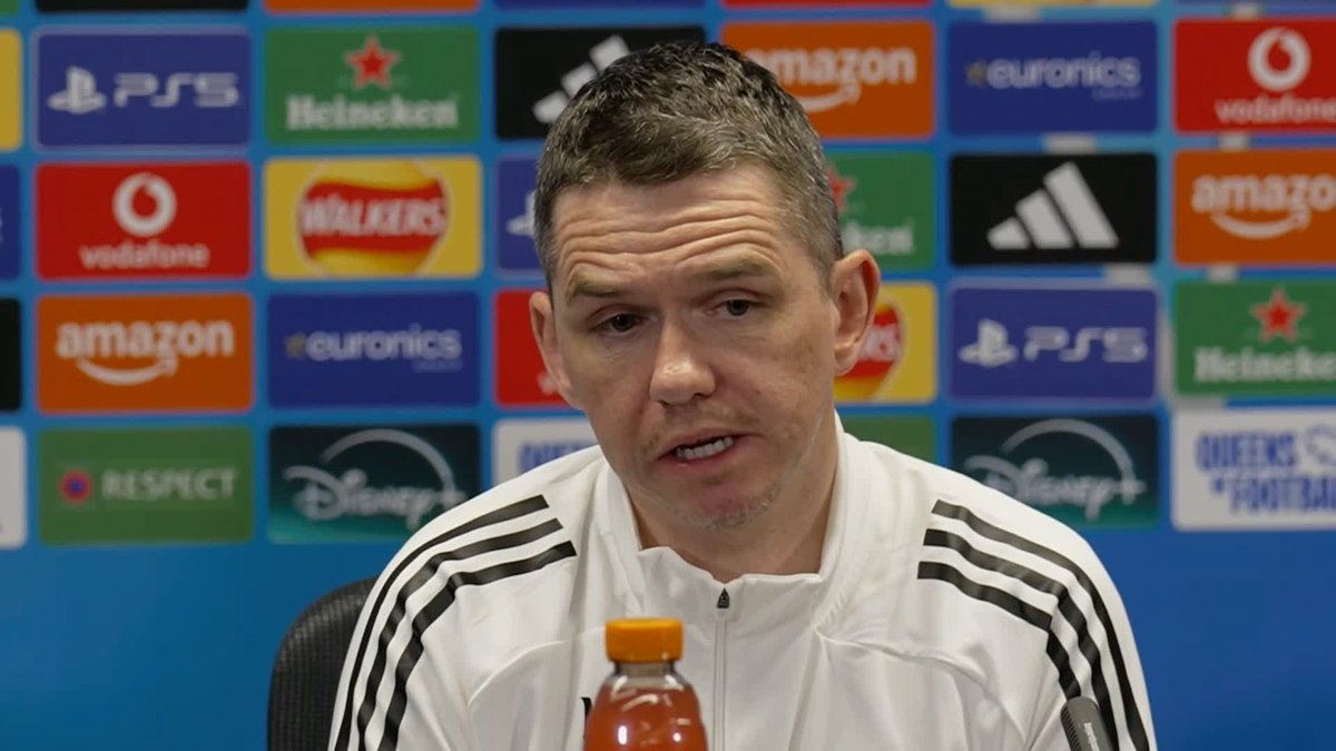 "There will be magic moments in both legs" 🗣️ Marc Skinner reveals he wants his players to have "no regrets" as he previews Manchester United Women's historic Champions League quarter-final against Bayern Munich Women 🏆