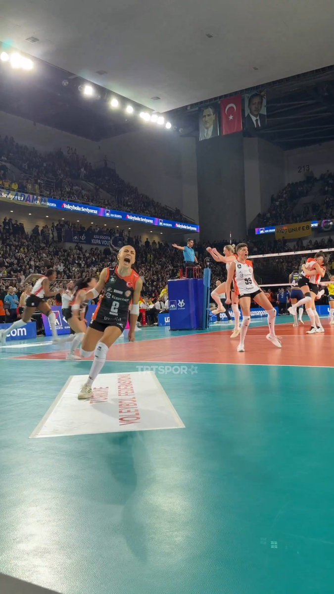🏐Eczacıbaşı Dynavit'e finali getiren ve 64 sayılık seti sonlandıran sayı.