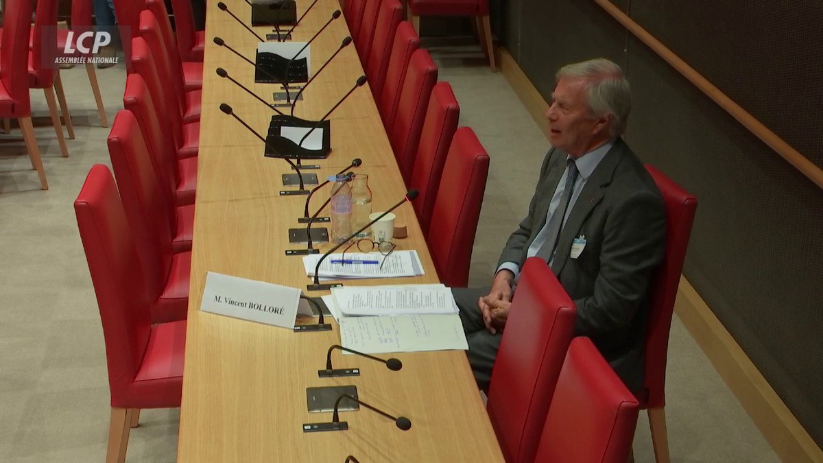 🔴Vincent Bolloré sur l'ARCOM : "Je ne crois pas que l'ARCOM agisse proprio motu, c'est-à-dire par lui-même [...] Je laisse à mes ennemis la liberté de vouloir nous supprimer."