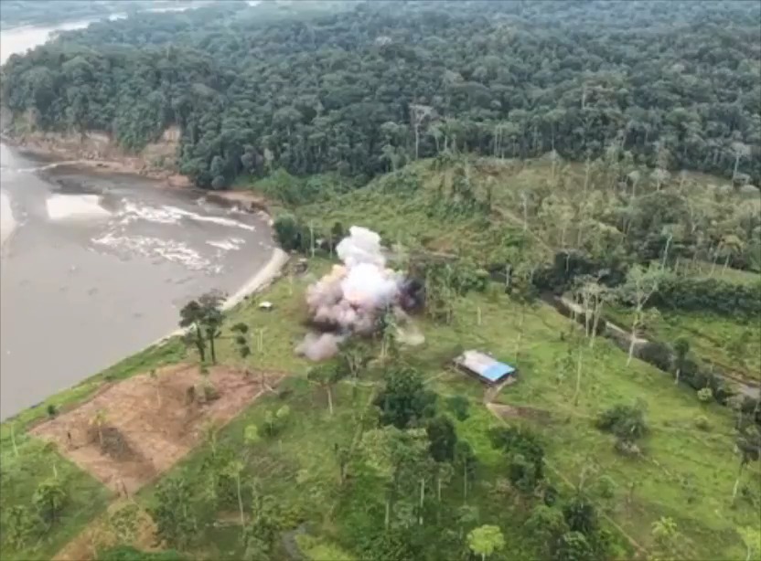 BREAKING: Back in March Trump claimed that the US blew up a "drug trafficking training camp," in Ecuador and released this video of the attack. Today we just found out, thanks to the New York Times, that it was actually a dairy farm. The US Government stated at the time: "At the request of Ecuador, the Department of War executed targeted action to advance our shared objective of dismantling narco-terrorist networks. This operation demonstrates the power of coordinated action and sends a clear message: narco-terrorist networks will not find refuge in our hemisphere." I am so f-cking embarrassed to be an American right now.