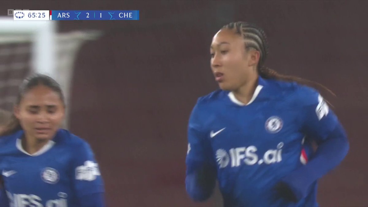 Chelsea back in it! Lauren James looked so nonchalant! Watch live: #BBCFootball #UWCL