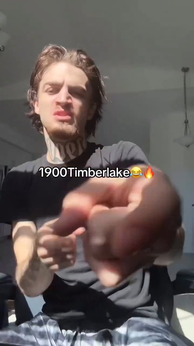 1900Rugrat teases his new song over Justin Timberlake's "SexyBack" beat. 🔥🔥🔥 The rapper's remix mixtape drops this Friday.