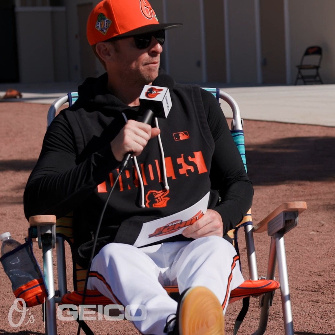 Can't go wrong with salt & vinegar chips 👀 The Chill Presented by GEICO. Watch the full episode ➡️