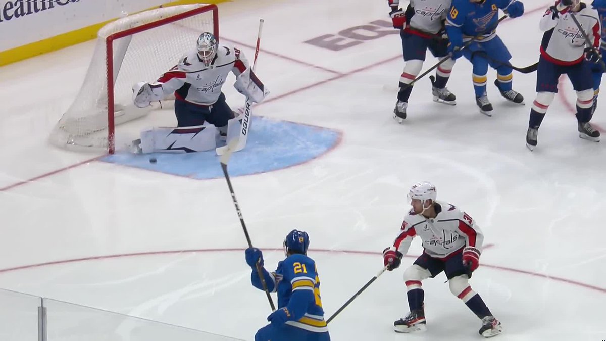 Snuggy is setting up in on Ovi's office. #stlblues