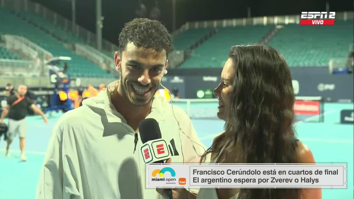 - Batata Clerc: "Es impresionante el tenis que estás jugando. Hoy sos un Top 10. Creetela. Te abrazaría como mi hijo". - Fran Cerúndolo: "Muchas gracias. Sabes que te quiero mucho porque sos de los pocos que me bancaron siempre. Esto no terminó". ❤️🥹🇦🇷
