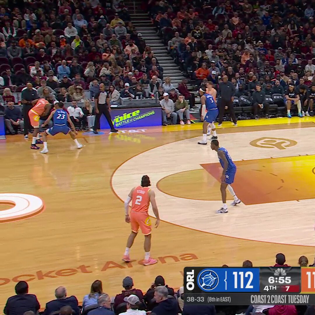 THIS JAMES HARDEN PASS 🤯 (via NBA)