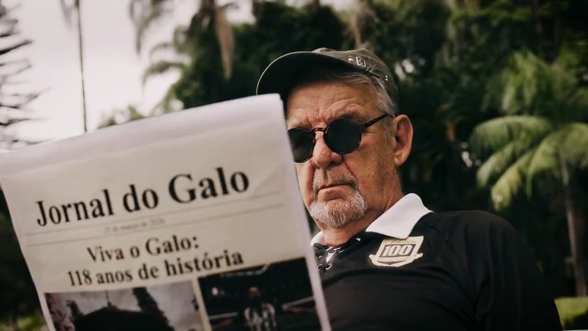 Enquanto a vida acontece, o Galo se faz presente... 🖤🤍 #Galo118Anos