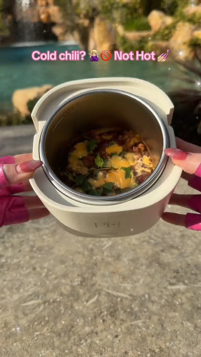My portable lunch warmer is perfect for all the corporate girlies taking lunch on the go 🥰 Shop my portable Lunch Warmer and more on Amazon: