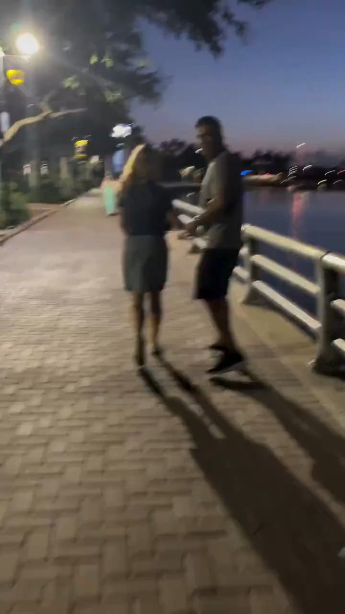 You can hear the cameraman laughing in the background ๐๐