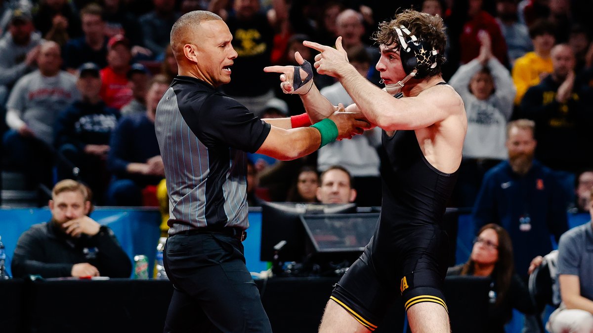 Better donate… or DeSanto is getting involved 😤 One Day for Iowa ➡️