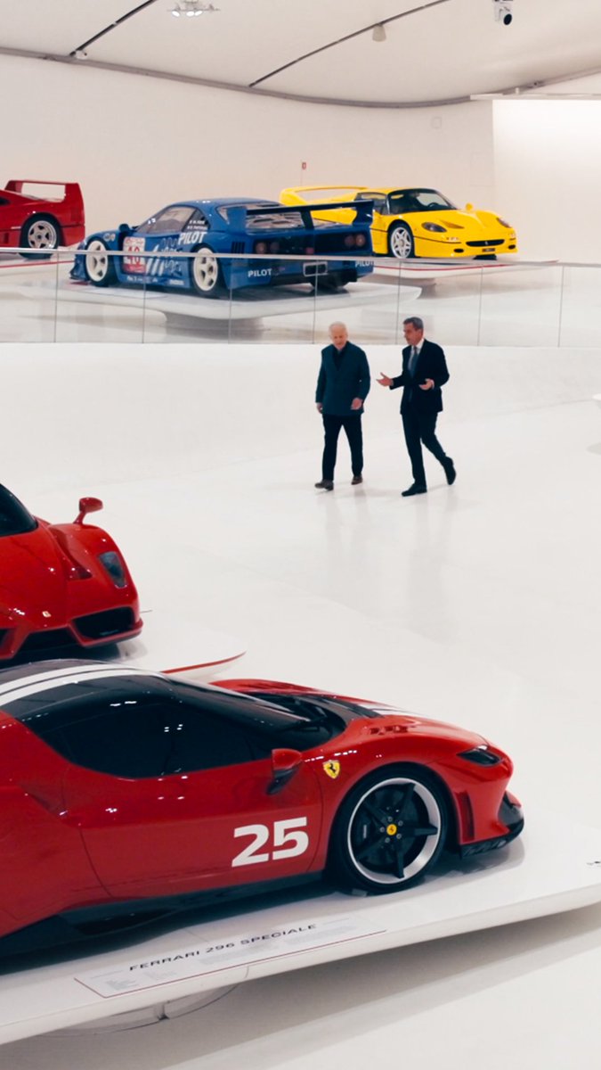 Throwback to when a truly special friend came to visit us at the #MuseoEnzoFerrari in #Modena. Michael Mann it was a pleasure having you with us. #MuseiFerrari #Ferrari #FerrariSupercars
