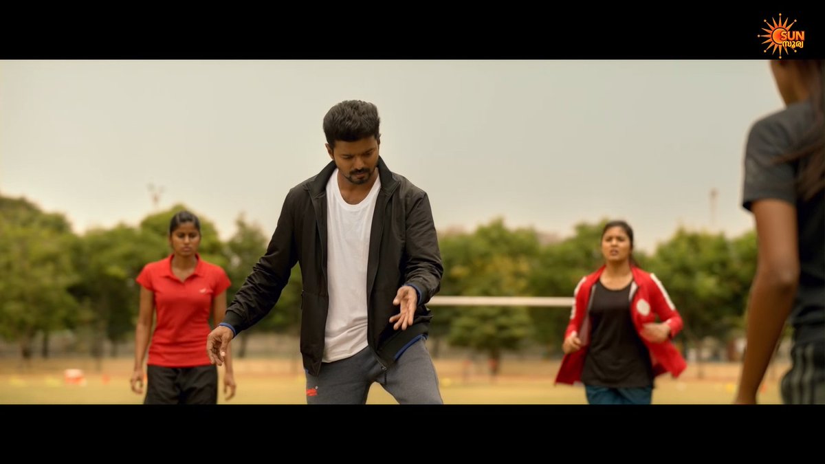 കാണൂ 'BIGIL' അടുത്ത ഞായറാഴ്ച ഉച്ചക്ക് 12 മണിക്ക് നമ്മുടെ സ്വന്തം സൺ സൂര്യയിൽ… Watch BIGIL On Sun Surya | Time | Month Date #SunSurya #bigil #ThalapathyVijay #vijaymovies #vijay
