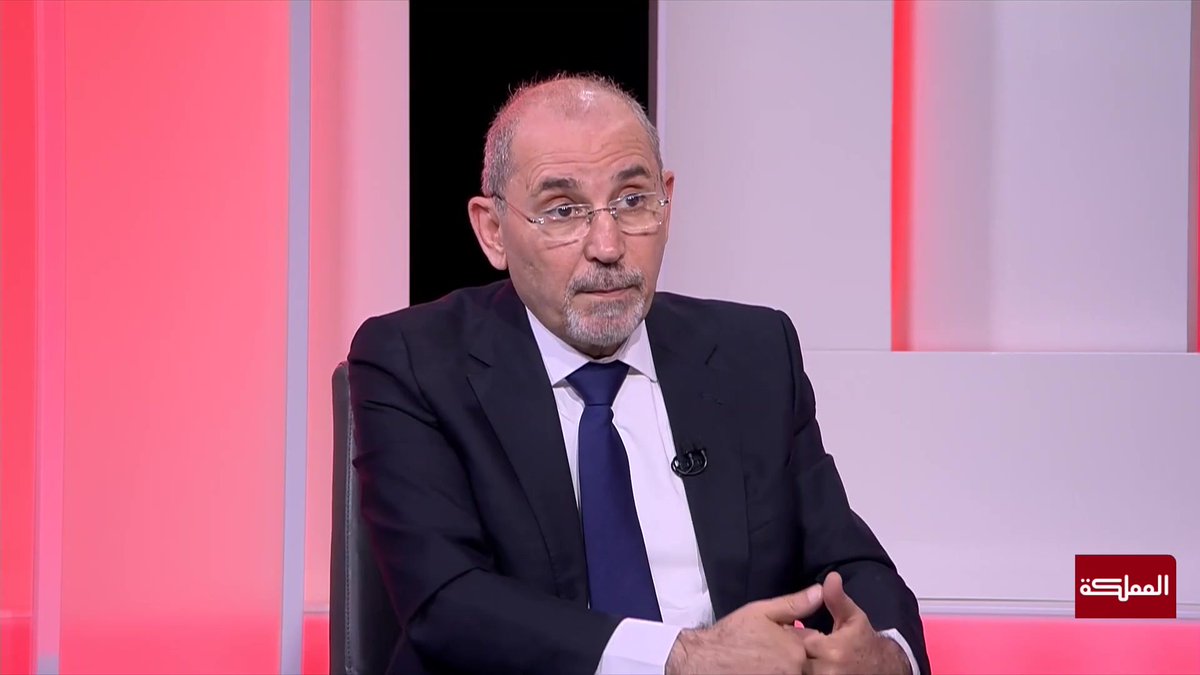 وزير الخارجية: لا يوجد قواعد عسكرية أجنبية على الأراضي الأردنية والموجود هو قوات لدول حليفة وصديقة نتعاون معها دفاعيا وتدريبيا #عاجل #الأردن #هنا_المملكة