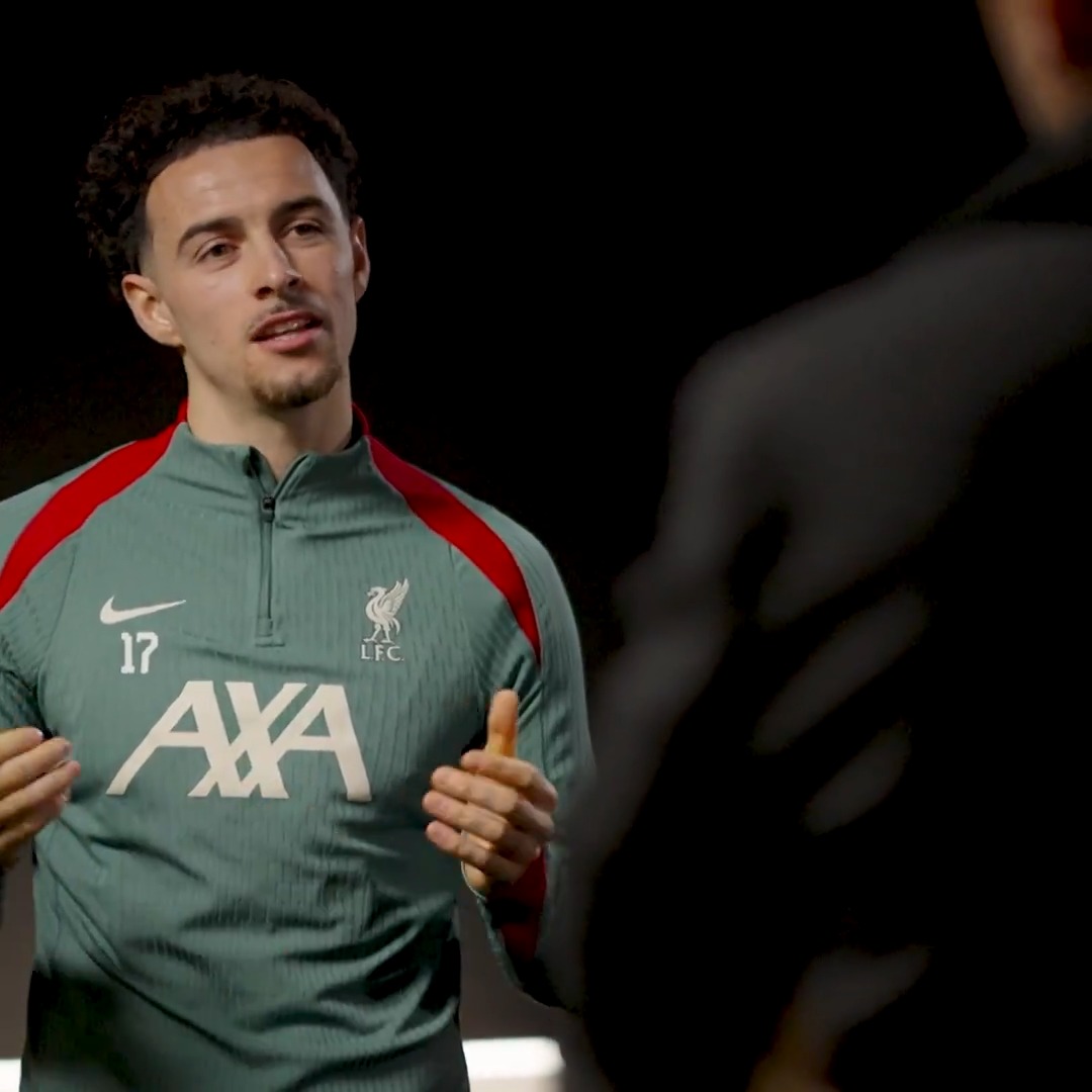 "I love Mo but technically, it’s not even close. I’ve always loved watching Hazard." Liverpool academy graduate Curtis Jones weighs in on the Hazard vs Salah debate… 👀🇧🇪