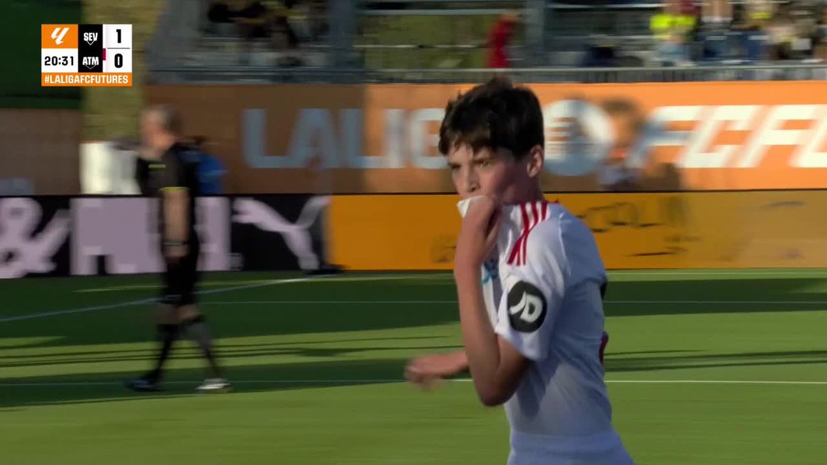 Es el gol que todo niño sueña con marcar ✨ ESTO DE PEPE PARA LA Sevilla Atlético y Cantera Sevilla FC ES UNA BARBARIDAD, ES EL TANTO DEL TORNEO ❤️🔥 #LALIGAFCFUTURES