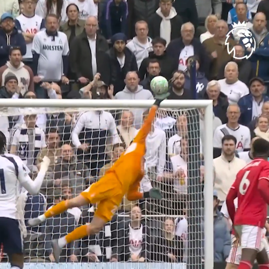 Where did this effort from Matz Sels rank in this week's BEST saves? 🧤 Find out now 👇