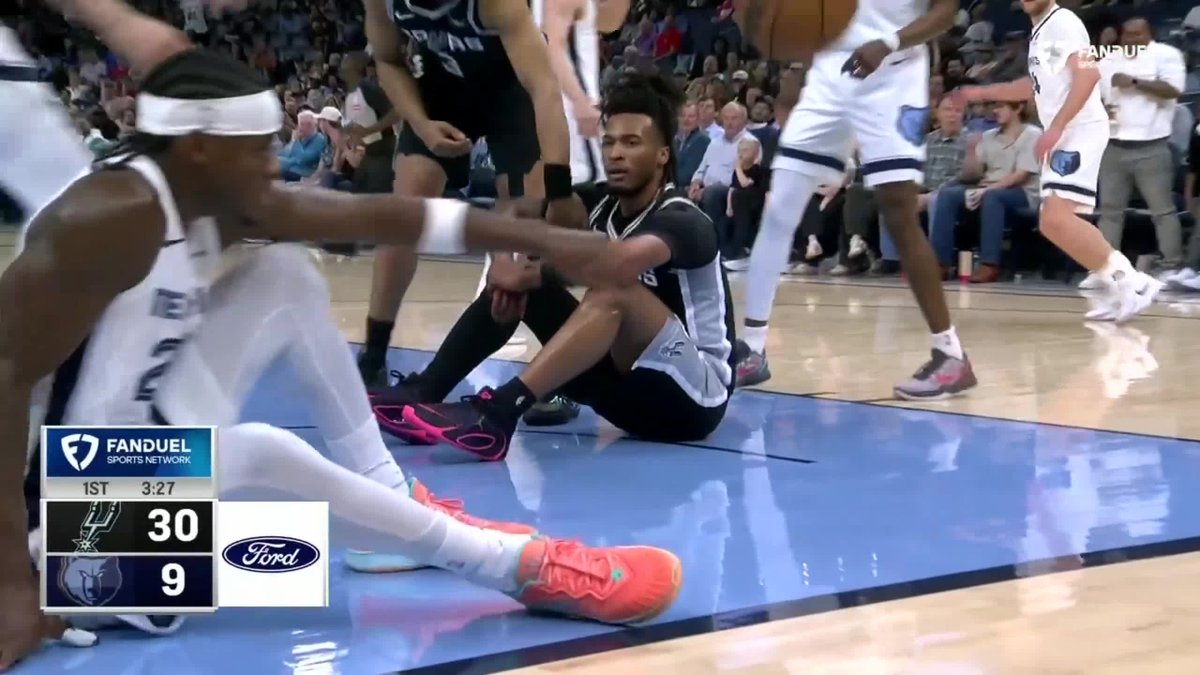 STEPHON CASTLE POSTERIZED HIM OMG 🔥🔥🔥