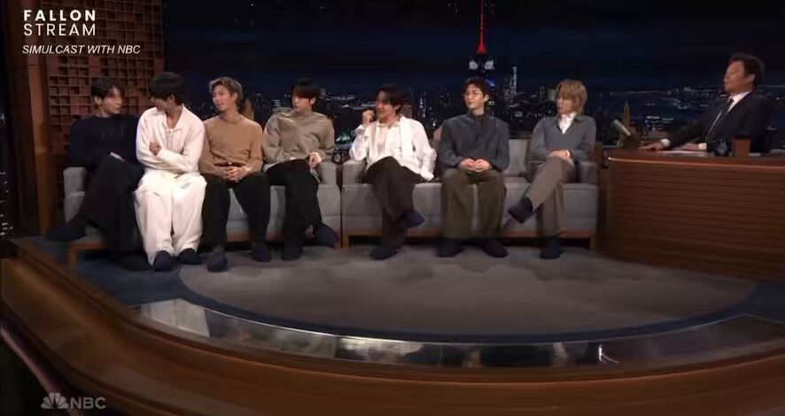 THE MOMENT TAEHYUNG SAID THAT HE MISSED JUNGKOOK ALWAYS TEASING/BOTHERING HIM BUT WAS MISHEARD AS “KISSING” 😭😭😭