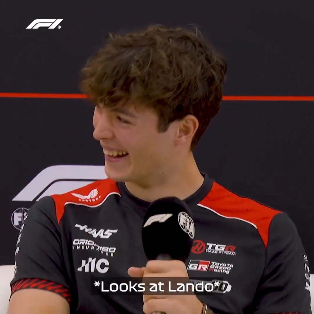 "car's been reliable" and then he looks at lando 😭😭😭😭😭😭😭😭😭
