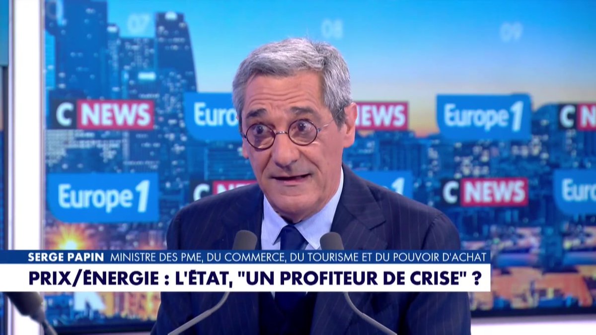 🚨💸 Selon Serge Papin, ministre des PME et du commerce, les profiteurs de crise ne sont pas l'État, mais les pays producteurs de pétrole. C'est culotté sachant que l'État perçoit 60% du prix final à la pompe 🤡
