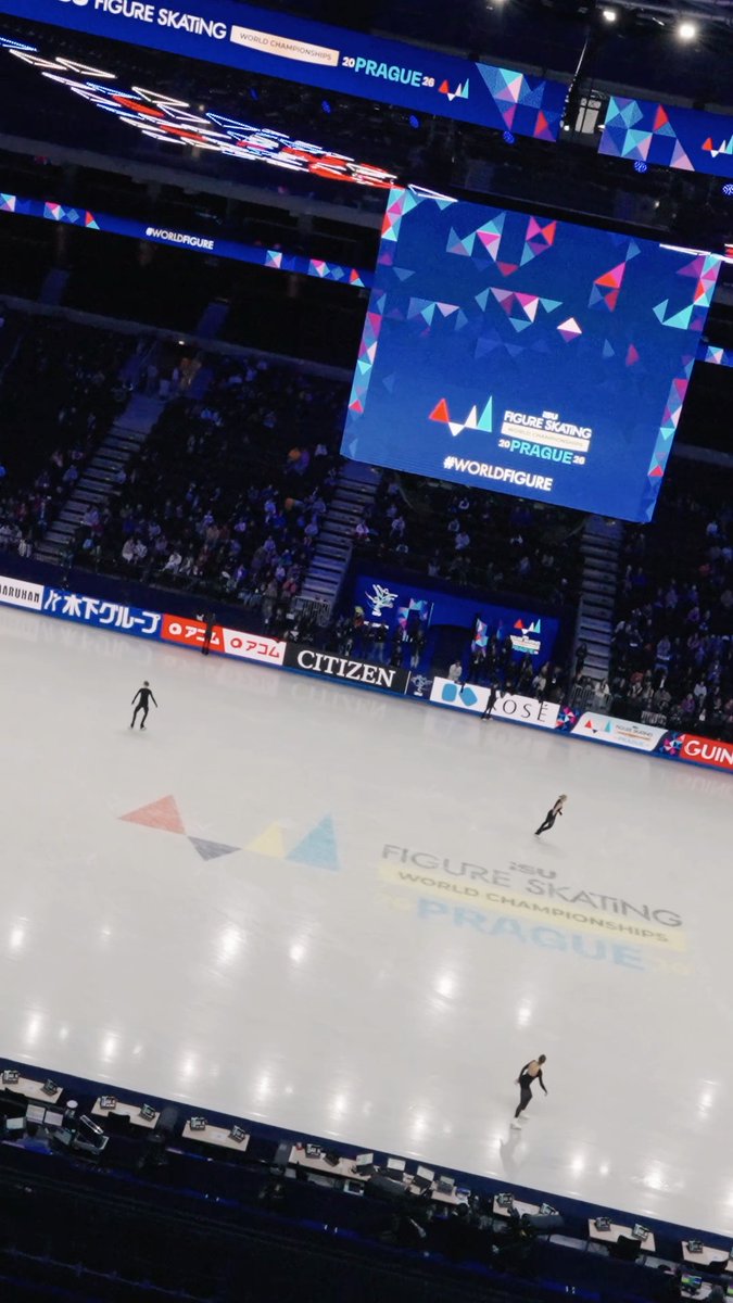 The men will bring the heat to Prague today! 🔥 Who's your pick for top 3?👇 #WorldFigure #FigureSkating