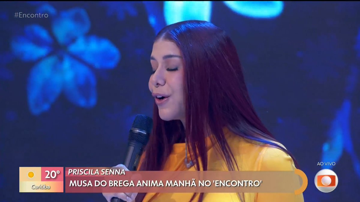 juro q Priscila Senna NUNCA demita a gay que veste ela a mulher só tem arrasado de uns dois anos pra cá q vestido lindíssimo