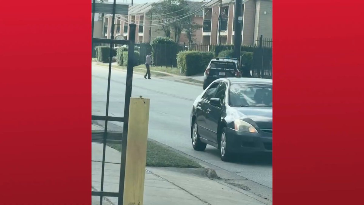 Dramatic shootout in Houston: a thug opens fire on a police officer, grazing him. The officer returns fire, hitting the suspect multiple times. The thug is now dead one less criminal on Houston streets. Meanwhile, thanks to Democrats who have controlled the city since 1982, violent crime has skyrocketed 60% to 80%. Full story below According to police, the officer exited his patrol vehicle and ordered the man to drop the purse and gun. The suspect ignored the commands, reached for the purse, then raised his firearm and shot at the officer. The officer returned fire and took cover behind his patrol car. The man fled into a nearby apartment complex, where more gunfire was exchanged. The suspect was hit multiple times and was pronounced dead at the scene.
