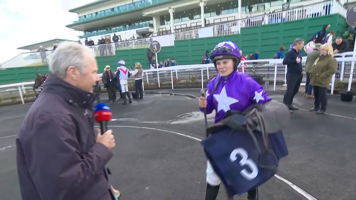 "I love that yard SO MUCH!" 💜 Lilly pinchin was thrilled to get Moor End home in front for the Emma Bishop Racing team at Chepstow Racecourse...