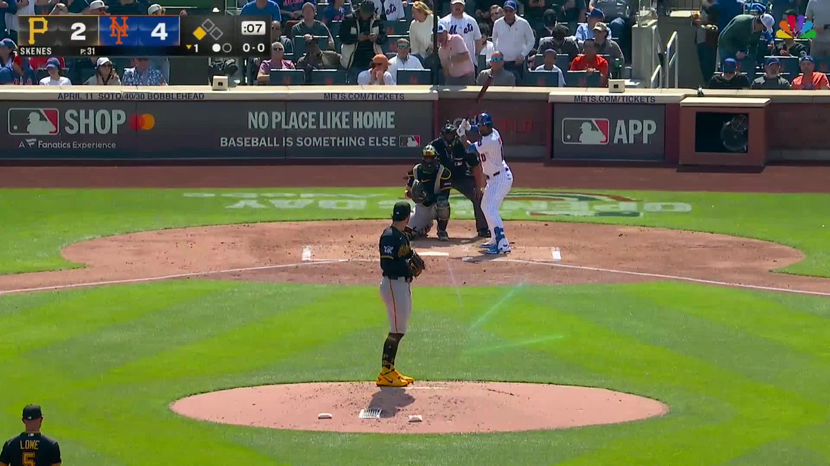 Skenes might demand a trade before he even gets to the clubhouse holy shit man