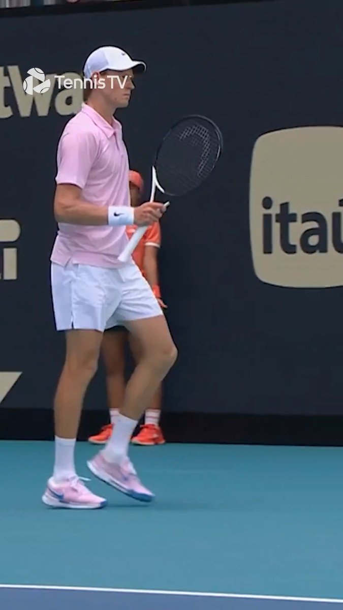 Even by Sinner's standards this is ridiculous! 🧙♂️ Miami Open | #MiamiOpen | Jannik Sinner
