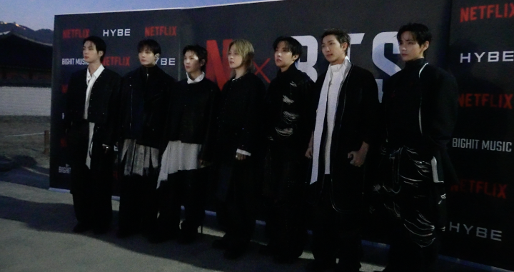 A once-in-a-generation event. On March 21, the world witnessed the BTS comeback, live only on Netflix. BTS: The Return, a new documentary about the making of the album ARIRANG, premieres in 12 HOURS. #BTS_ARIRANG