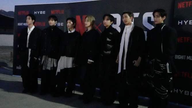 A once-in-a-generation event. On March 21, the world witnessed the BTS comeback, live only on Netflix. 12 hours until BTS: The Return, a new documentary about the making of the album ARIRANG! #BTS_ARIRANG