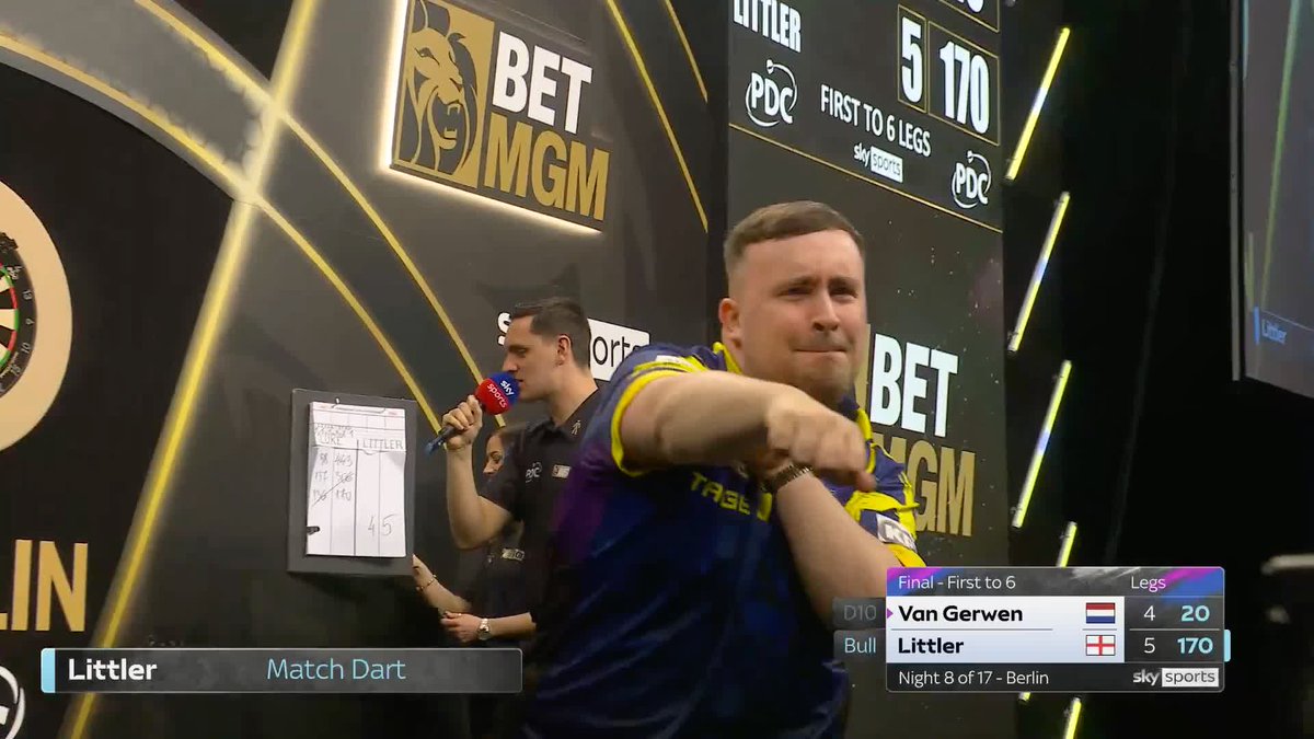 What a way for Luke Littler to win the night! Michael van Gerwen's reaction says it all 🤣