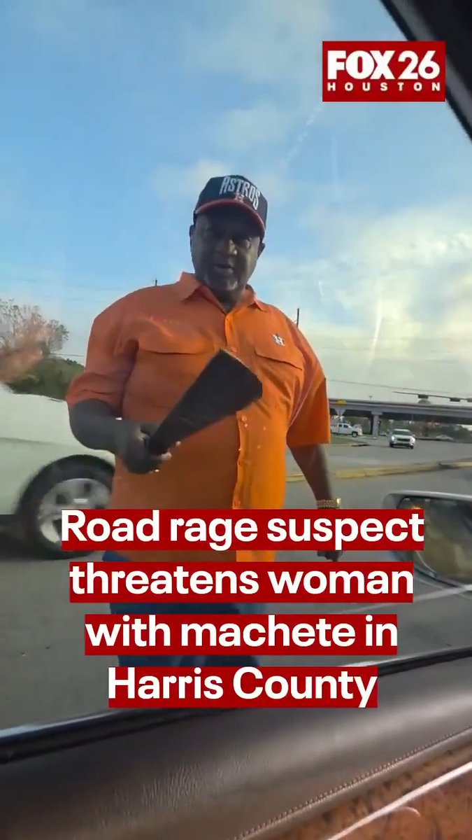 This is a great way to get killed. It's also a good reminder to carry a gun at all times. Arm yourselves accordingly.... #CityLife #IQTest #houston #crime #machete #ego #fail #RoadRage #dumb #darwin #urban #texas #democrats