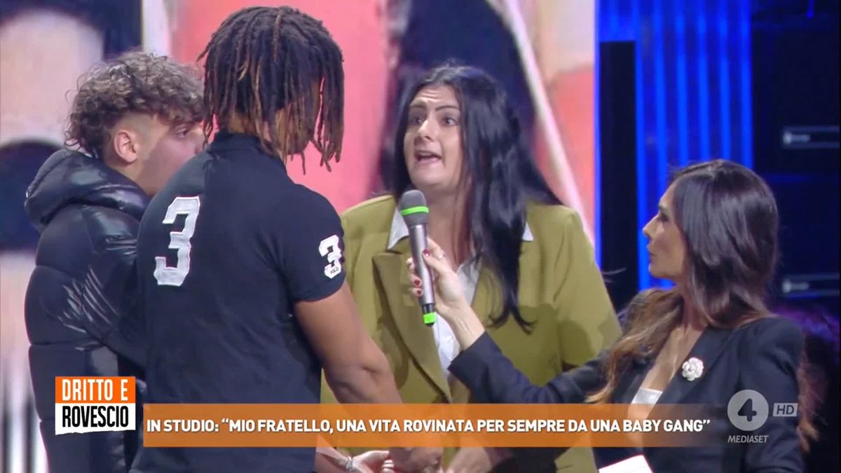 "Siete una categoria che fa schifo! Siete dei delinquenti!" Rossella, sorella di Paolo, il giovane aggredito da 4 maranza e oggi con la vita rovinata #drittoerovescio