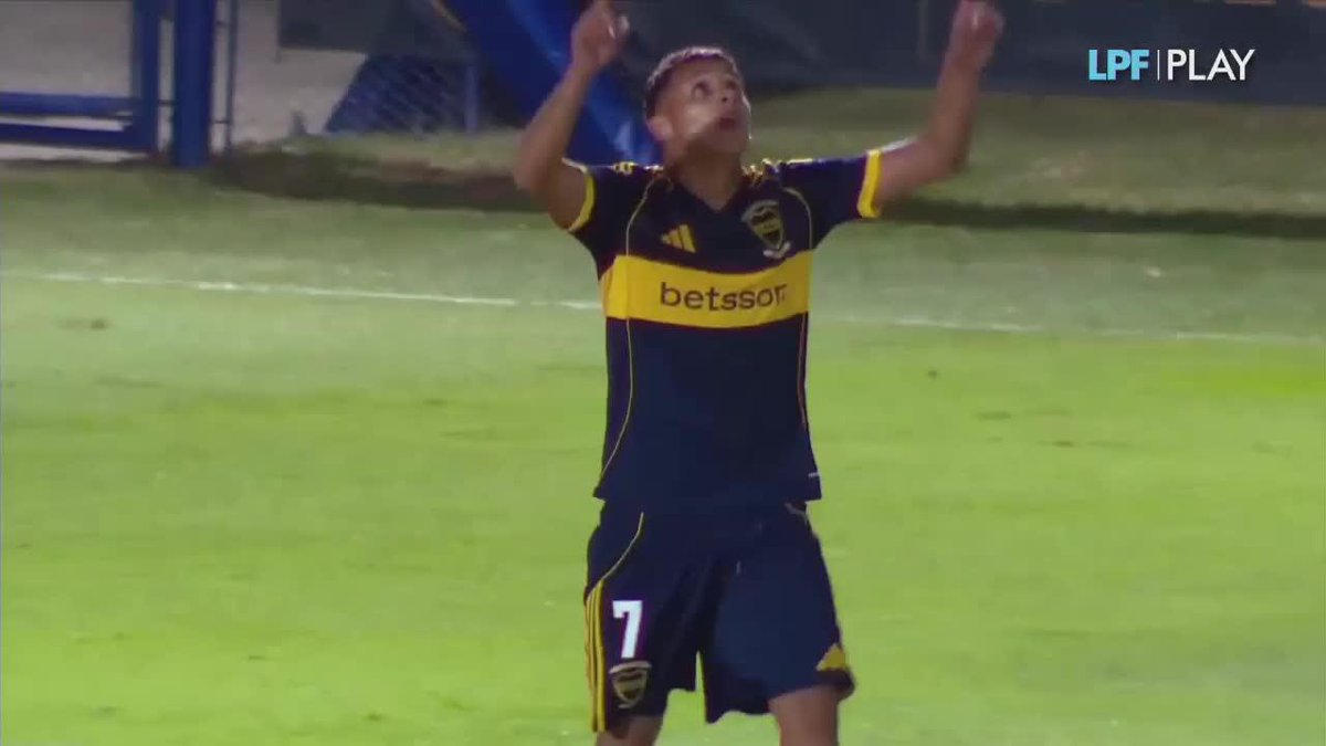 Qué GOLAZO de Flores en la Reserva de Boca. Otro pibe que juega muy bien. 🌟🇦🇷