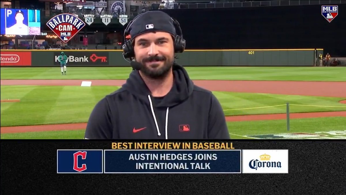 "Once I started getting a few hits, I went into his office and flipped the desk over." Austin Hedges campaigned to Cleveland Guardians manager Stephen Vogt for more ABs after slashing an .820 OPS last September 😅 MLB Network + Corona USA