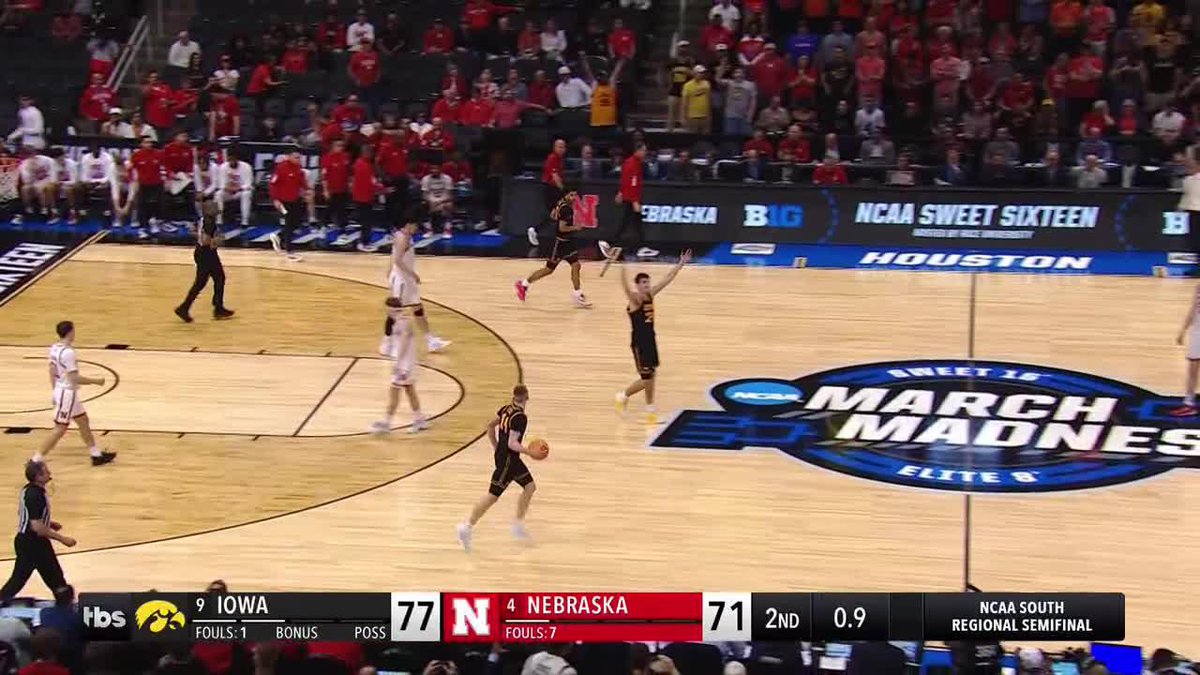 IOWA IS HEADED TO THE ELITE EIGHT FOR THE FIRST TIME SINCE 1987