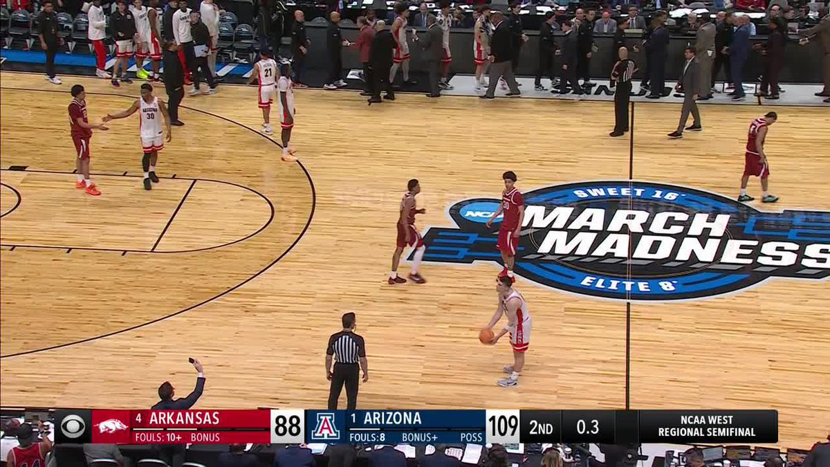 No. 1 Arizona another dominant win 😤 Wildcats takedown No. 4 Arkansas to advance to the Elite Eight