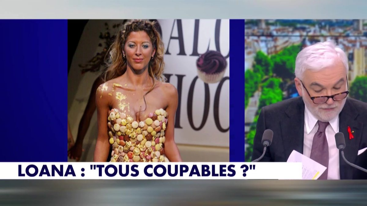 "Loana, gogo danseuse, qui était une fille d'ascendance extrêmement modeste, qui n'avait pas de diplôme, s'exprimait beaucoup plus intelligemment sur la forme comme sur le fond que la quasi-totalité des personnes de la télé-réalité aujourd'hui" explique Joachim Le Floch-Imad