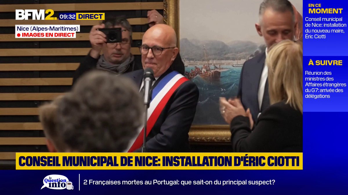 Éric Ciotti élu officiellement maire de Nice Franck Terrier, le héros au scooter de l’attentat de la promenade des Anglais le 14 juillet 2016, remet l'écharpe de maire à l'élu UDR #BFM2