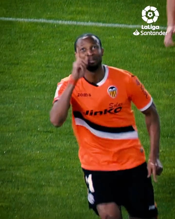 📹 | Hoy se cumplen 1️⃣2️⃣ años del segundo gol ⚽ más rápido de la historia de #LaLiga. 📶 Lo anotó 🇲🇱 Seydou Keita a los 7,6 segundos del partido entre UD Almería y Valencia CF que acabó en empate a dos goles.