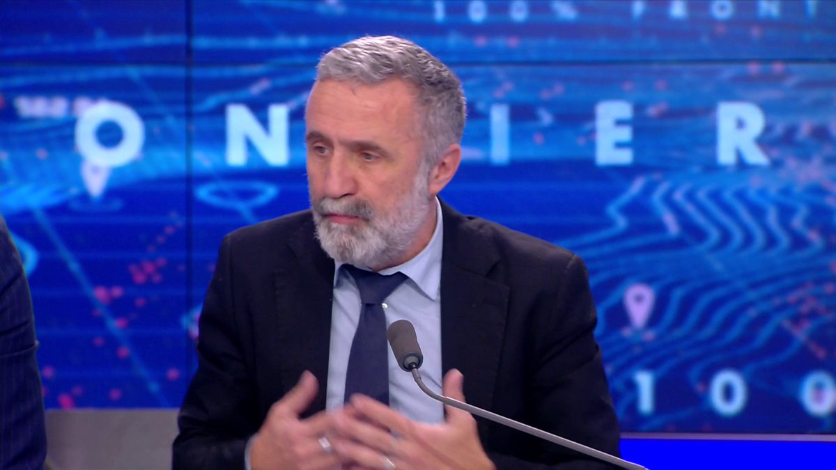 «Je trouve très dangereux de valider ce vocable», s'alarme le journaliste et docteur en philosophie, Mathias Leboeuf, à propos du concept de «nouvelle France», manié par La France insoumise, dans #100Frontieres Toute l'info est à retrouver sur