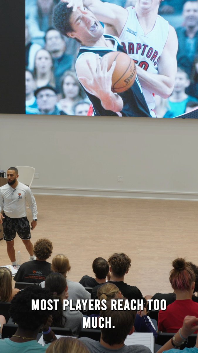 The @IlliniMBBMen's Basketball Team must have sat in on our camp class on "The Importance of Not Fouling" and when you do reach, this is how you do it.....